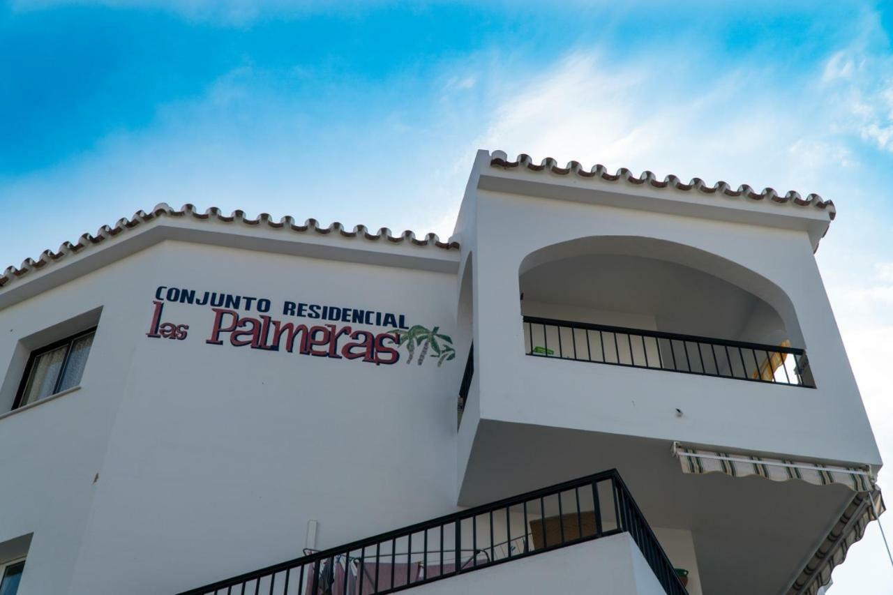 Palmeras 31 Menyber Apartment Nerja Exterior photo