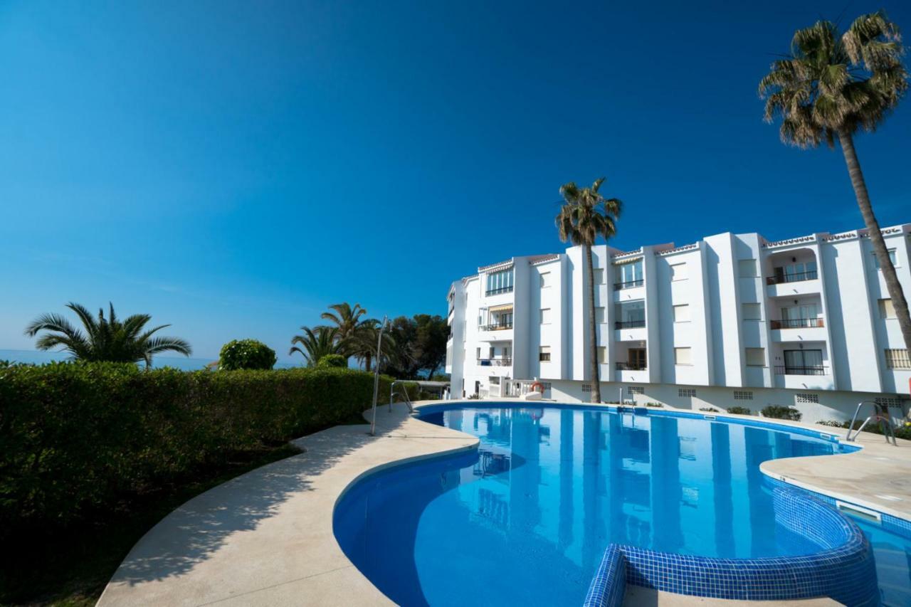 Palmeras 31 Menyber Apartment Nerja Exterior photo